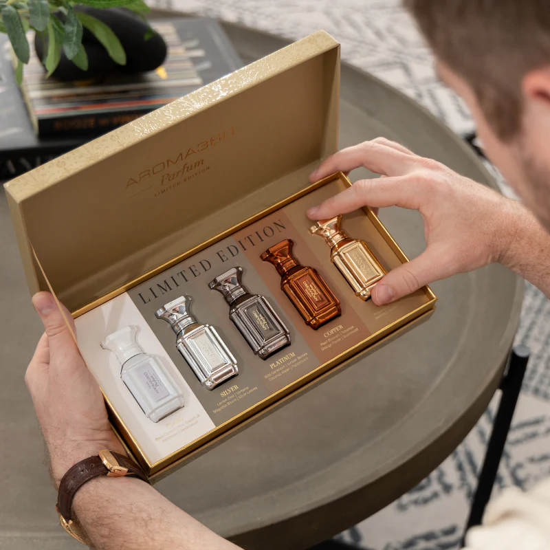 Limited Edition Parfum Discovery Set - Image 4