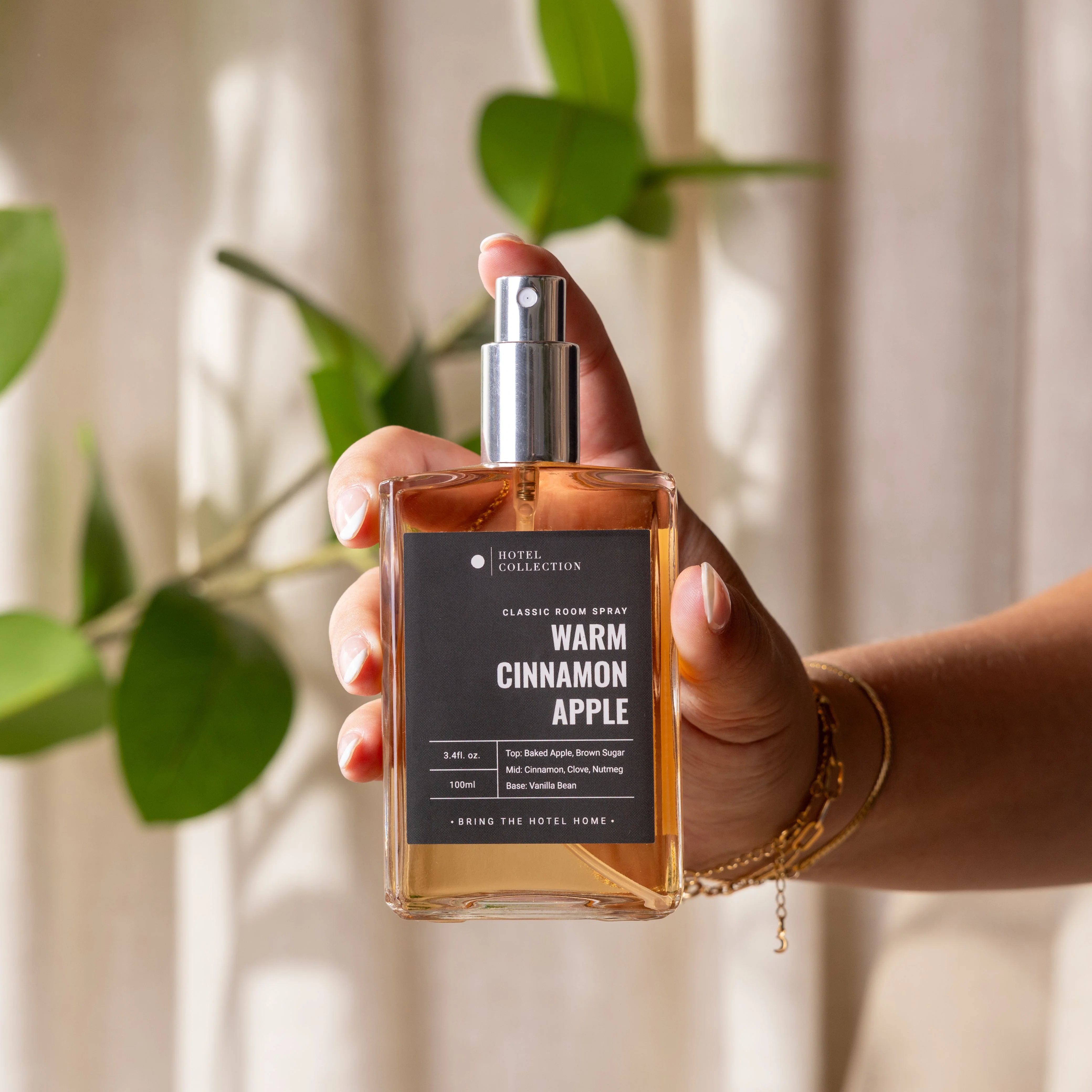 Warm Cinnamon Apple Room Spray - Image 4
